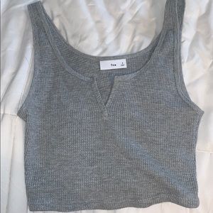 Aritzia crop top
